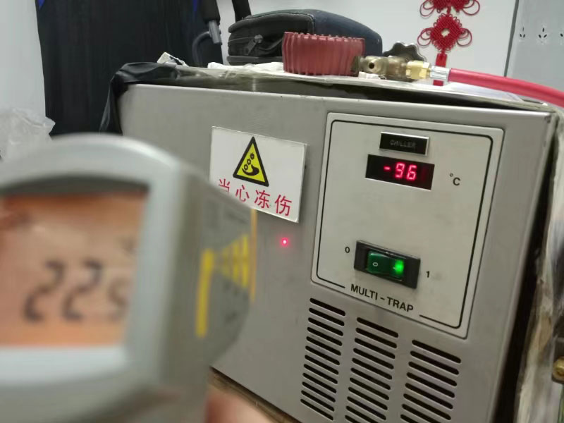 超低温设备维修